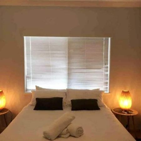 Acacia Holiday Or Business Stay - Quiet Location Perth Exterior photo